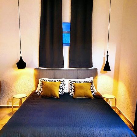 Studio Square Funtana Apartment Luaran gambar